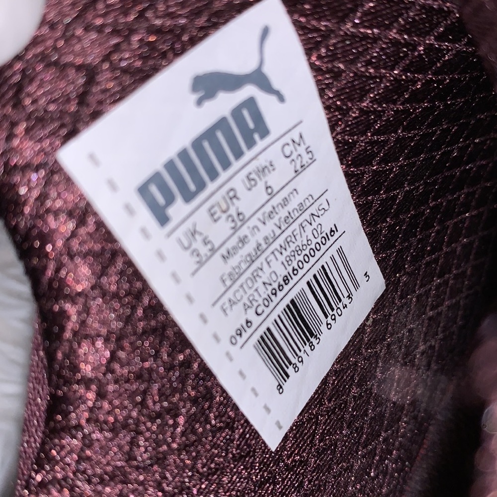 ⭐️WOMEN’S PUMA FIERCE KRM SNEAKERS⭐️ - Picture 8 of 11